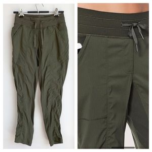 Lululemon Street to Studio Pant II Unlined